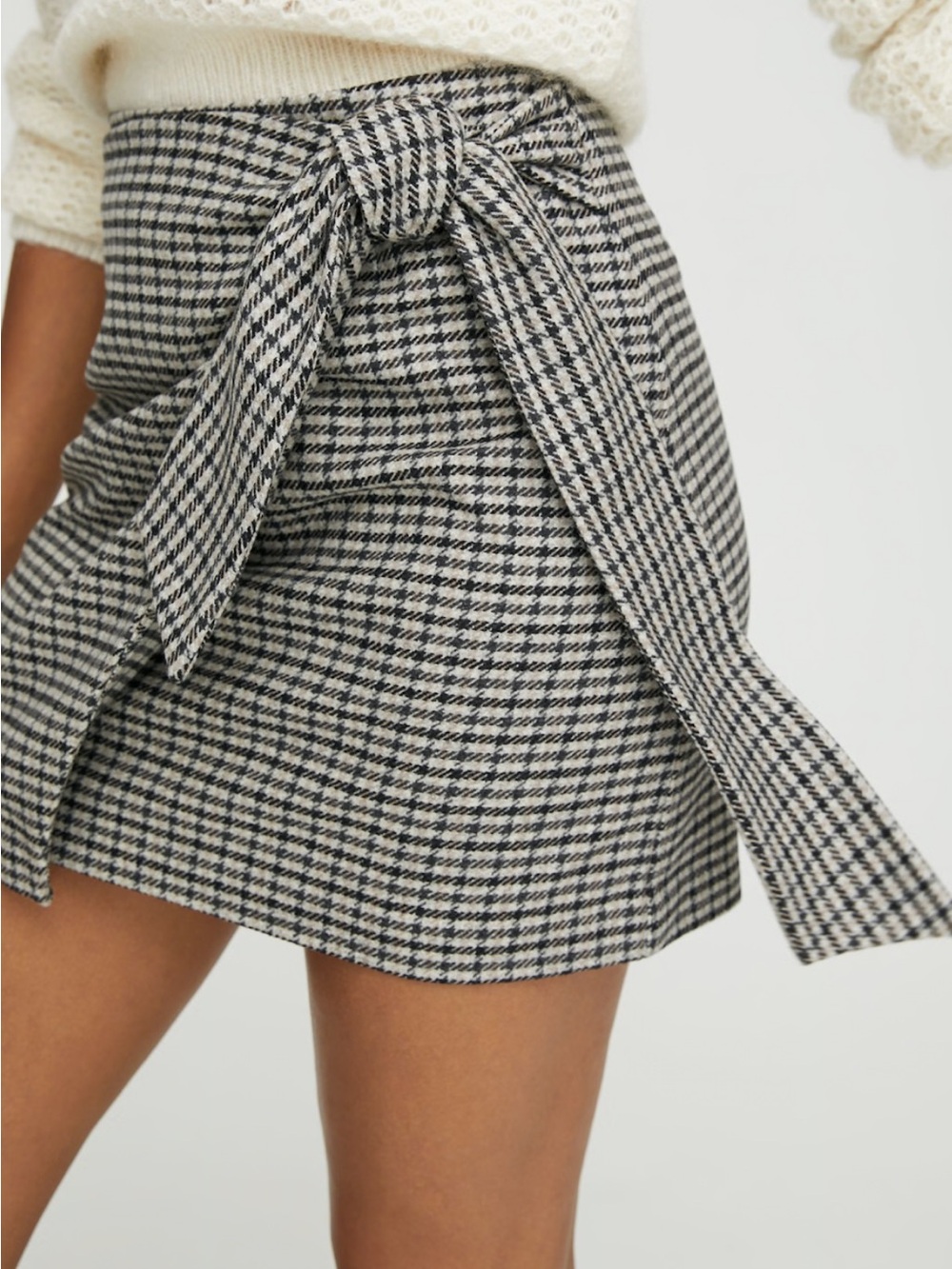 Wilfred Black and White Houndstooth Mini Skirt